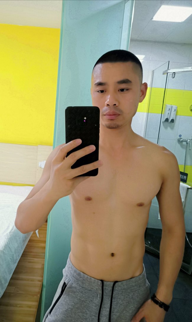 ���۰���